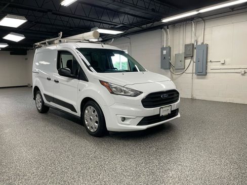 Used 2022 Ford Transit Connect XLT FWD image 4
