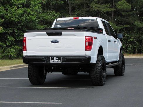 Used 2022 Ford F150 XL w/ Trailer Tow Package image 8