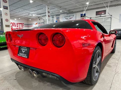 Used 2013 Chevrolet Corvette Coupe w/ 2LT Preferred Equipment Group RWD image 5