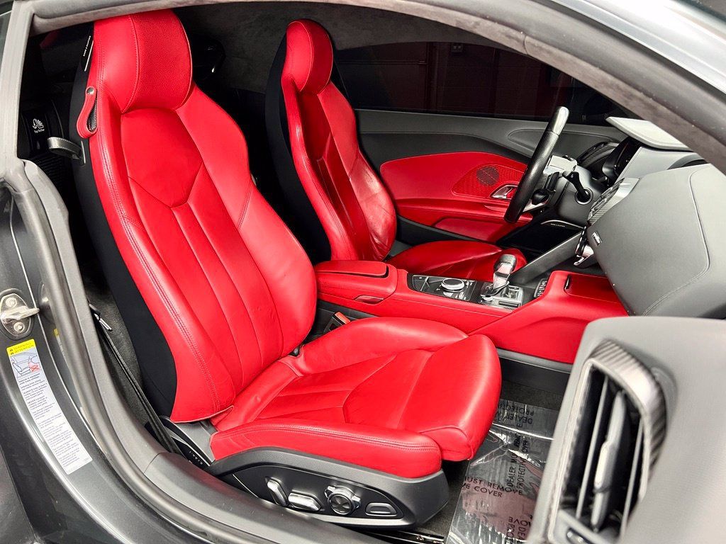 Used 2017 Audi R8 V10 AWD/4WD image 8