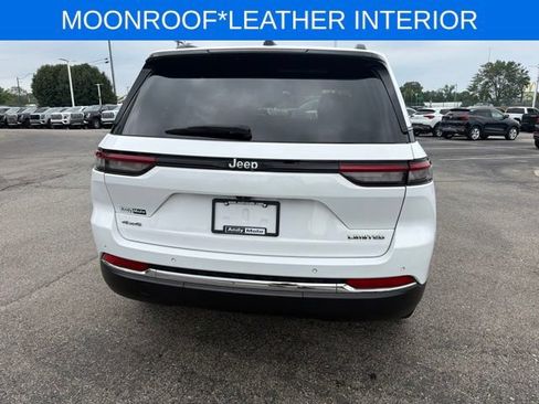 Used 2023 Jeep Grand Cherokee Limited w/ Trailer Tow Prep Group (B) AWD/4WD image 10