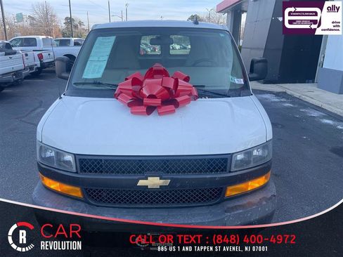Used 2020 Chevrolet Express 2500 w/ Driver Convenience Package RWD image 2