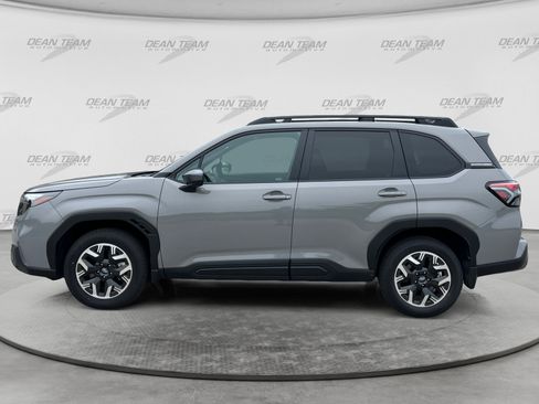 Used 2026 Subaru Forester Premium w/ Base/Premium Package AWD/4WD image 4