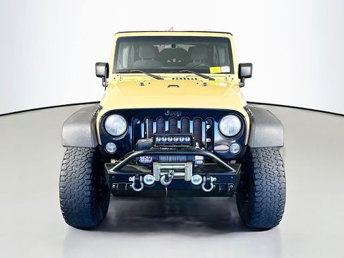 Used 2014 Jeep Wrangler Unlimited Sport image 2