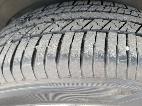 Used 2020 Nissan Rogue SV image 22