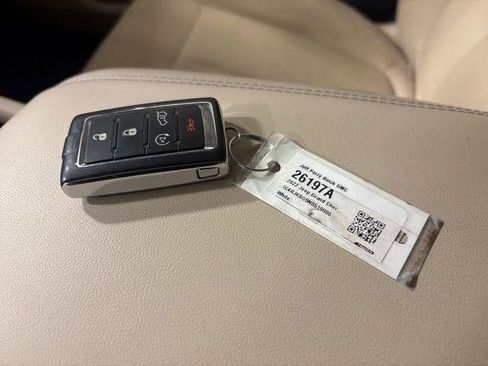 Used 2022 Jeep Grand Cherokee L Limited image 23