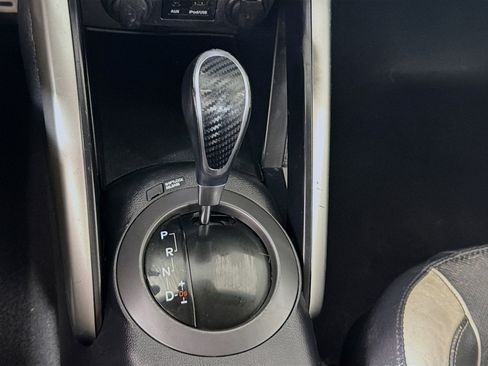 Used 2015 Hyundai Veloster Turbo FWD image 23