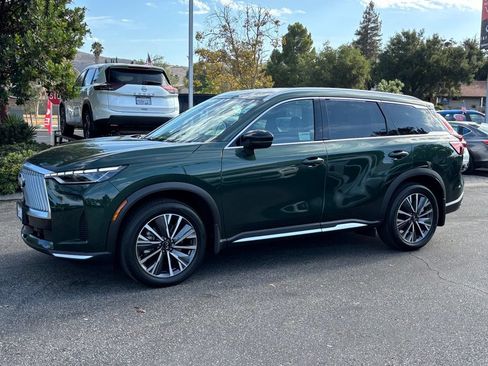 Certified 2026 INFINITI QX60 Luxe w/ Cargo Package FWD image 8