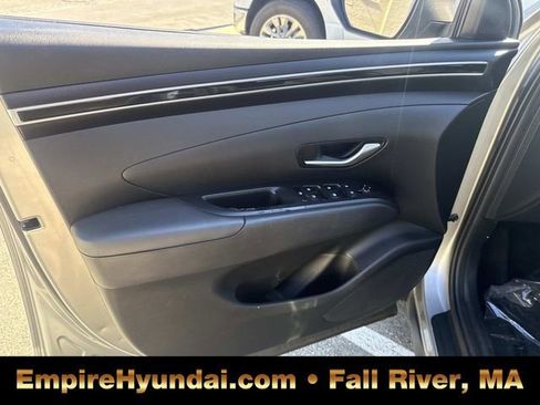 Used 2022 Hyundai Tucson SEL w/ Winter Package image 17