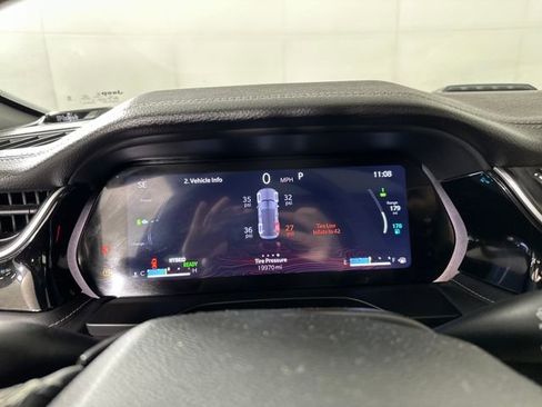 Used 2023 Jeep Grand Cherokee 4WD 4xe w/ Luxury Tech Group II image 17