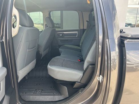 Used 2019 RAM 1500 Big Horn AWD/4WD image 11