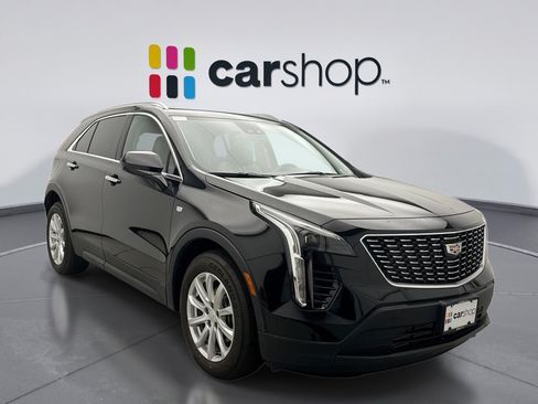 Used 2023 Cadillac XT4 Luxury w/ Cold Weather Package AWD/4WD image 7