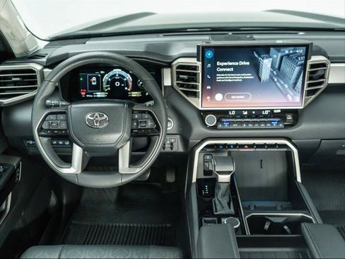 Used 2024 Toyota Tundra Limited AWD/4WD image 19