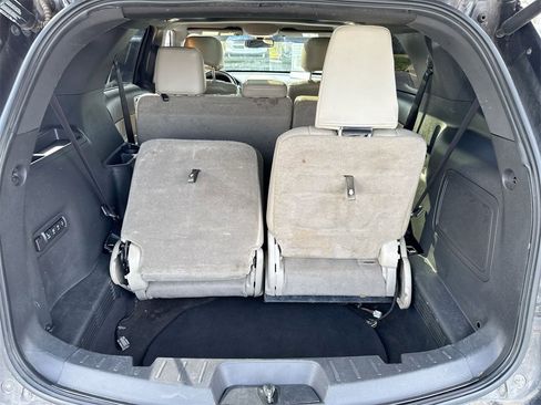 Used 2013 Ford Explorer Limited image 24