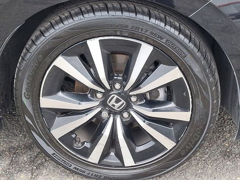 Used 2023 Honda Civic EX image 9