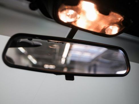 Used 2005 Porsche 911 Carrera S image 40