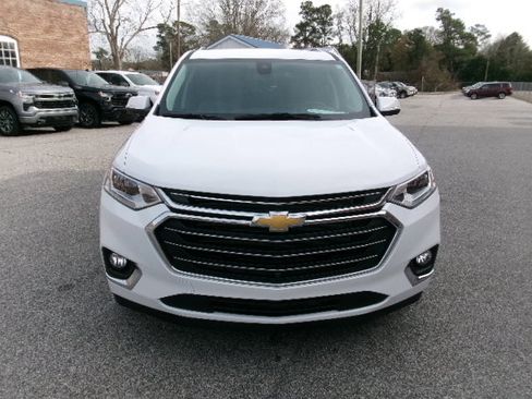 Used 2021 Chevrolet Traverse Premier image 8