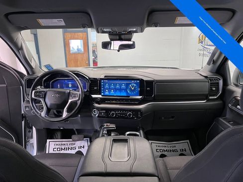 Used 2022 Chevrolet Silverado 1500 RST image 19