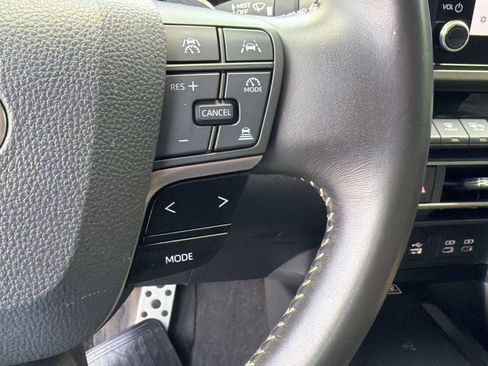 Used 2025 Toyota Camry SE FWD image 28