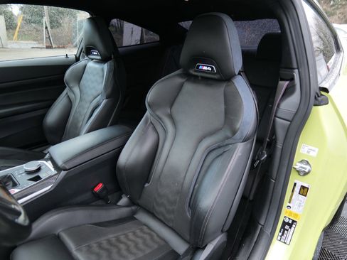 Used 2022 BMW M4 Coupe image 16