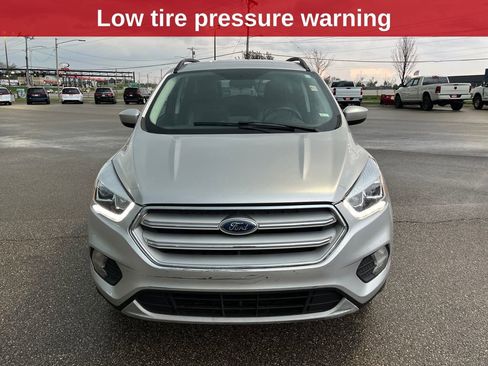 Used 2019 Ford Escape SEL image 9