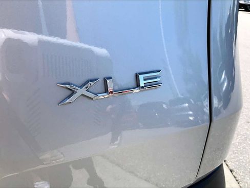 Used 2025 Toyota Grand Highlander AWD Hybrid image 10