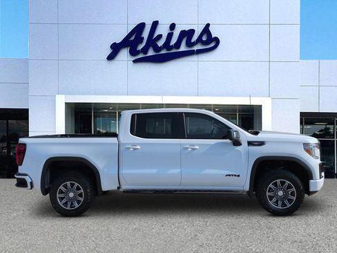 Used 2021 GMC Sierra 1500 AT4 w/ AT4 Premium Package AWD/4WD image 1