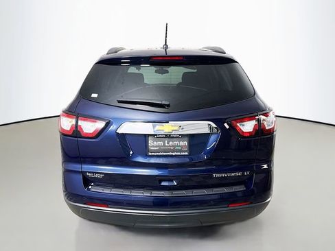 Used 2015 Chevrolet Traverse LT w/ Style and Technology Package FWD image 6