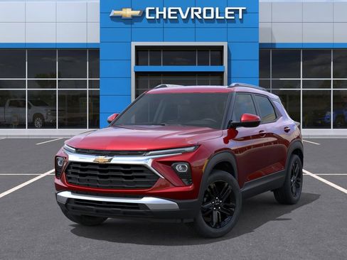 New 2026 Chevrolet TrailBlazer LT w/ Midnight Edition AWD/4WD image 6