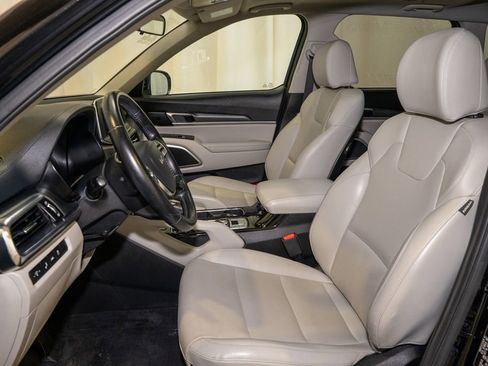 Used 2022 Kia Telluride S image 11