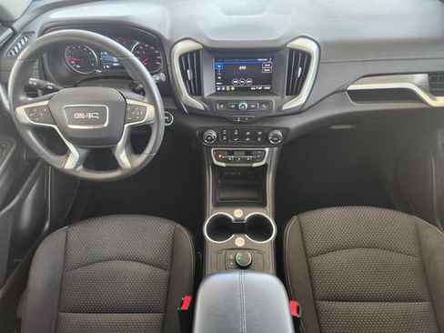 Used 2024 GMC Terrain SLE FWD image 26