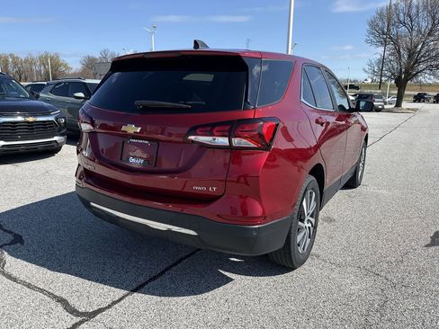 Used 2024 Chevrolet Equinox LT w/ LPO, Floor Liner Package image 8