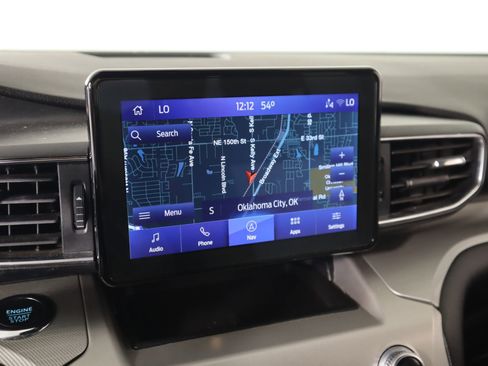 Used 2022 Ford Explorer XLT w/ Equipment Group 202A image 7