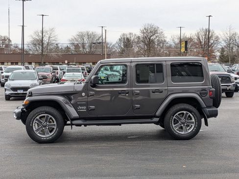 Used 2020 Jeep Wrangler Unlimited Sahara w/ Cold Weather Group AWD/4WD image 4
