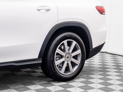 Used 2023 Mercedes-Benz GLS 450 4MATIC image 35