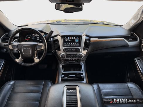 Used 2020 GMC Yukon XL Denali RWD image 9