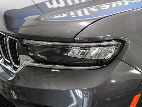 Used 2024 Jeep Grand Cherokee Laredo X w/ Luxury Tech Group I image 14