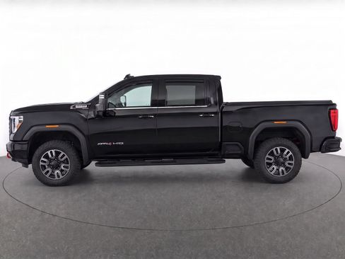 Certified 2020 GMC Sierra 2500 AT4 w/ AT4 Premium Package AWD/4WD image 2