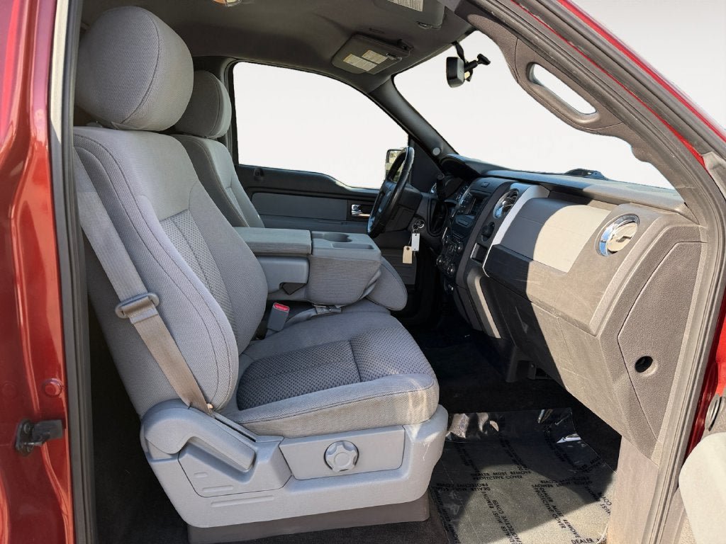 Used 2014 Ford F150 XLT w/ Equipment Group 301A Mid RWD image 24