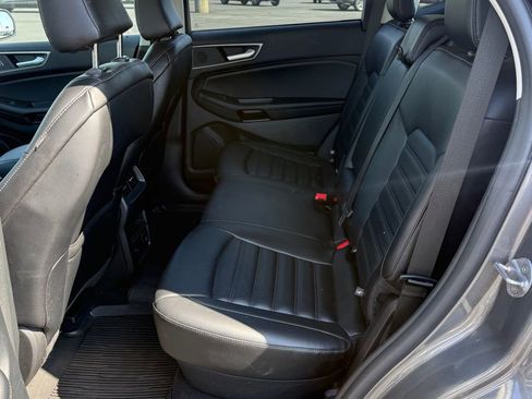 Used 2024 Ford Edge SEL w/ Convenience Package AWD/4WD image 11