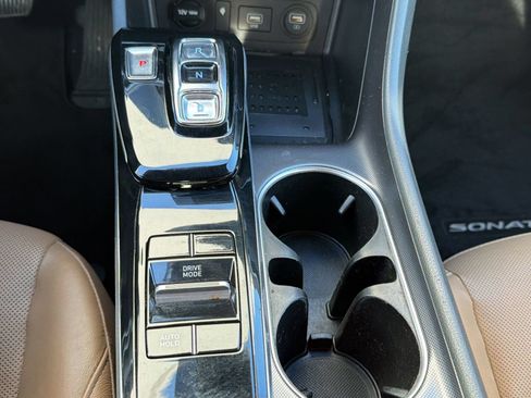 Used 2020 Hyundai Sonata SEL w/ Premium + Sunroof Package FWD image 20