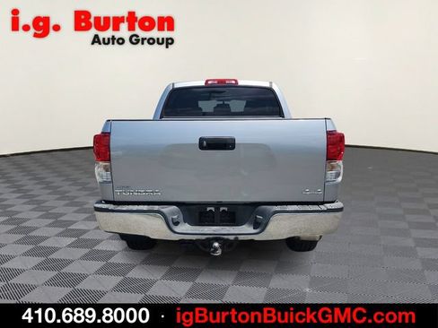 Used 2013 Toyota Tundra 4x4 CrewMax w/ TRD Off-Road Pkg image 5
