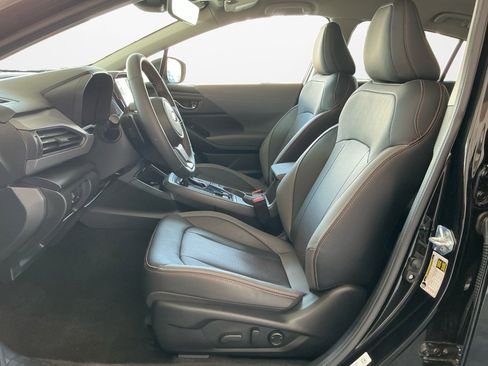 Used 2025 Subaru Crosstrek 2.5i Limited w/ Crosstrek Mirror Package AWD/4WD image 9