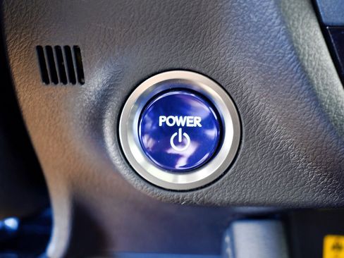 Used 2022 Lexus RX 450h AWD image 32