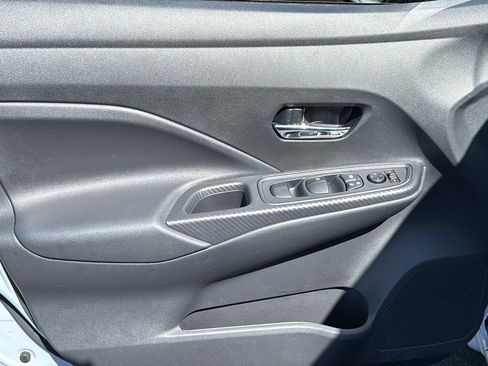 Certified 2025 Nissan Versa SV w/ Trunk Package FWD image 6