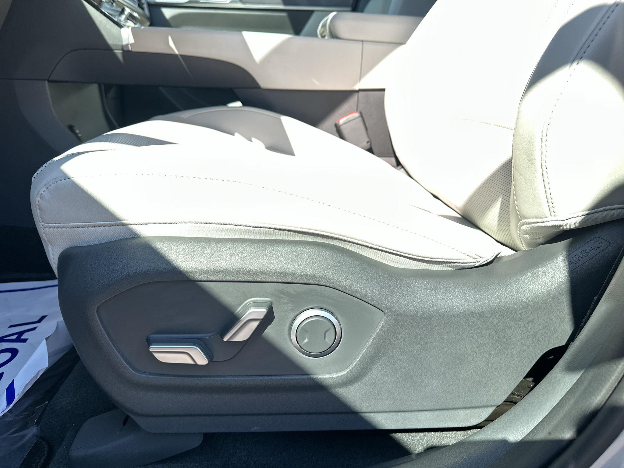 Certified 2026 Hyundai Santa Fe SEL AWD/4WD image 17