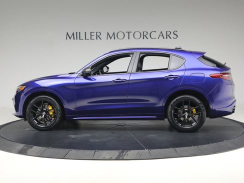 Used 2020 Alfa Romeo Stelvio Ti Sport image 2
