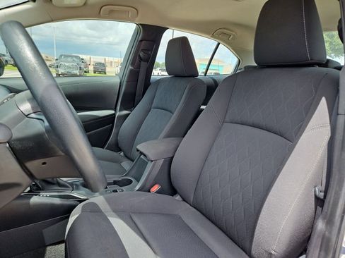 Used 2023 Toyota Corolla LE FWD image 15