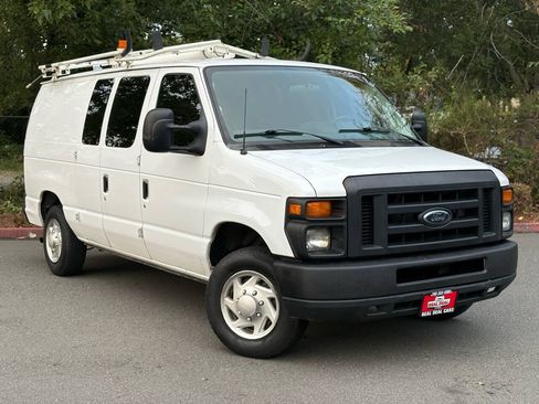 Used 2012 Ford E-150 and Econoline 150 RWD image 2