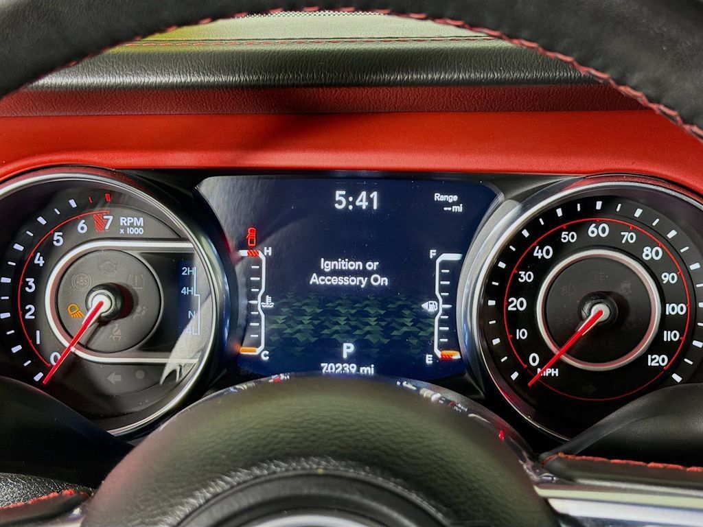 Used 2021 Jeep Gladiator Rubicon AWD/4WD image 14